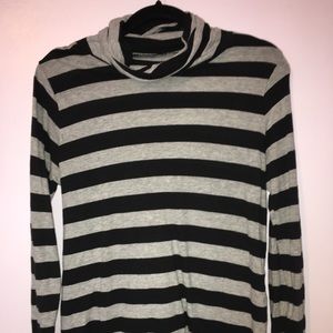 Striped turtle neck long sleeve 🐢🖤